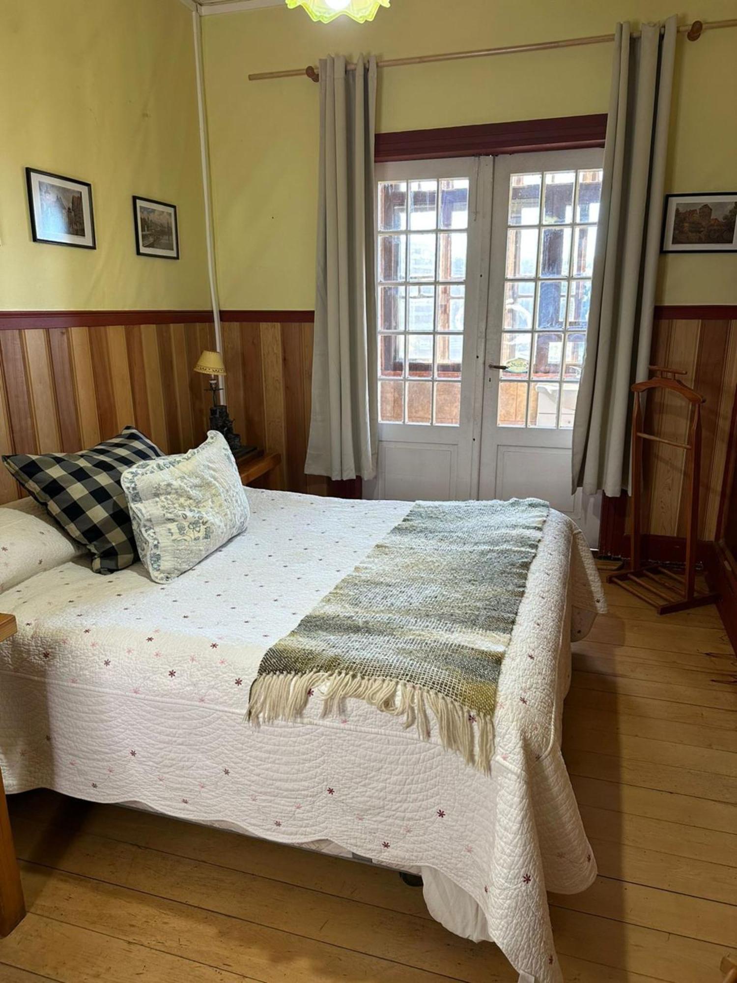 Hostal Florencia Appartement Puerto Varas Buitenkant foto
